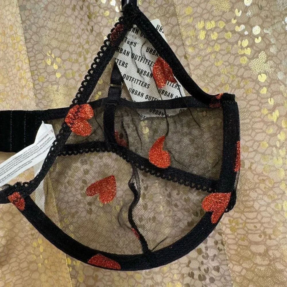 Urban Outfitters Valentines Day Red Hearts Bra Panties Bundle NWT 34C XS